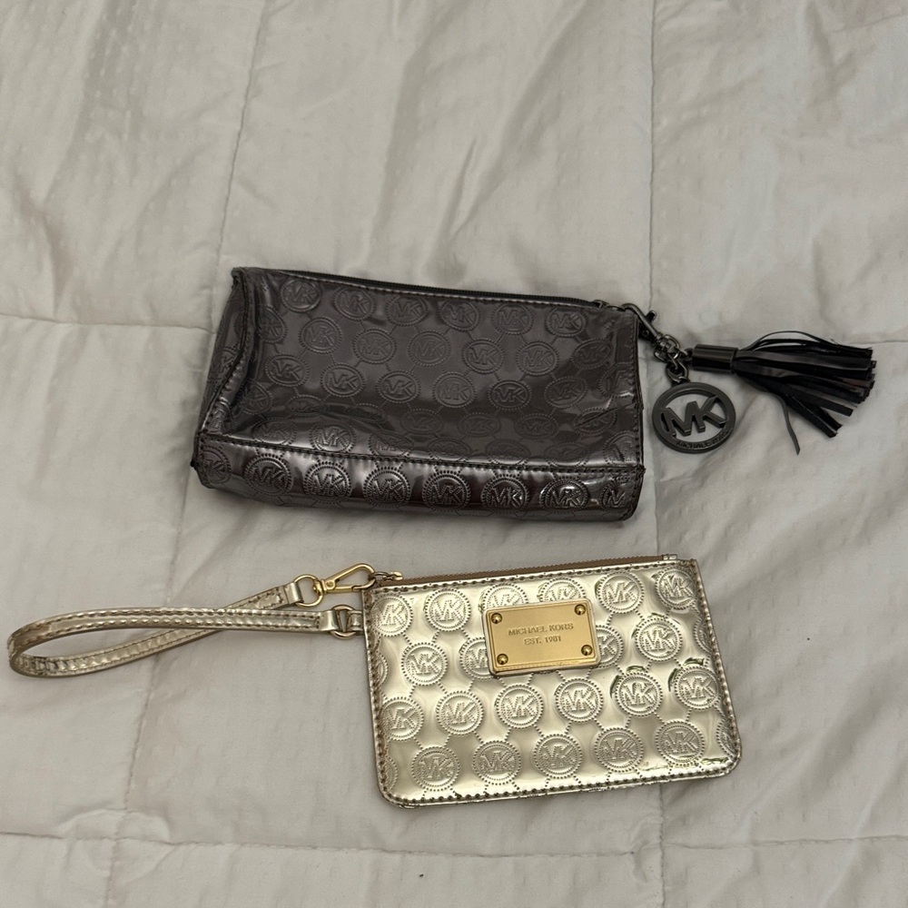 Michael Kors Gray and Gold Wristlet Set